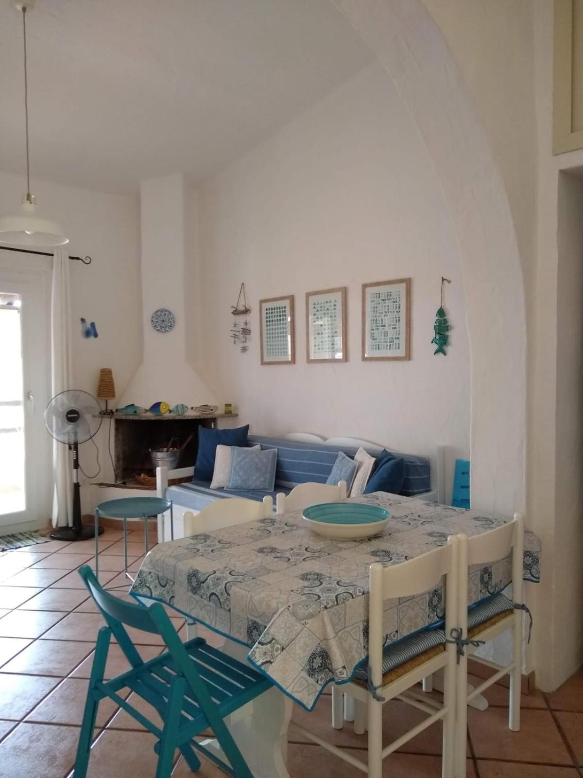 Capo Blu - Santa Margherita Di Pula Fort Village Exterior foto